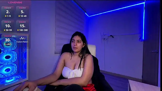 cloe_smallのライブXXXチャット