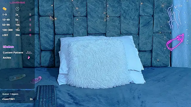 NicolasTorrezのウェブカメラショー