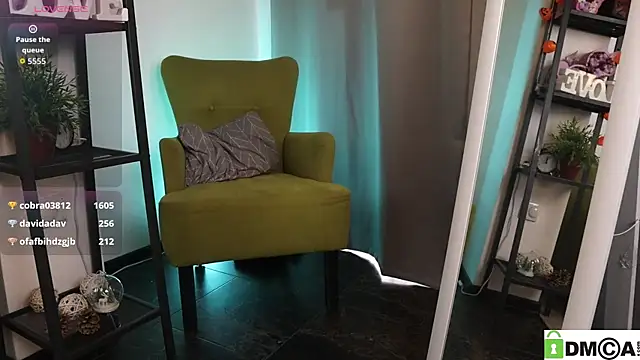 Sue_Sanders Adlı Modelin Canlı XXX Sohbeti