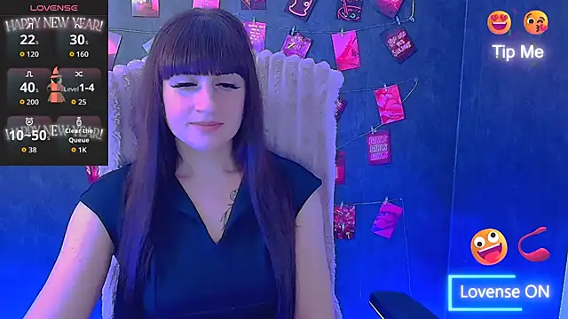 Chatroom XXX en direct de Violla_My