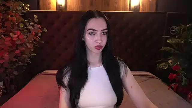 WildKittenX_'s Live XXX Chat