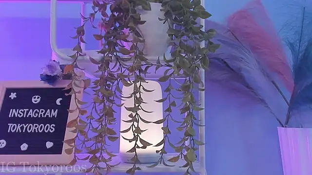 TokyoHaskel's Live XXX Chat