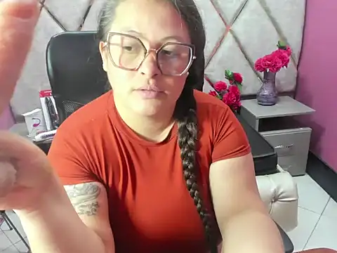 Sarah_Boobs_ 现场XXX聊天