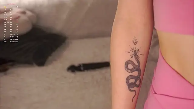 Czat XXX na żywo – NakeshaPogar