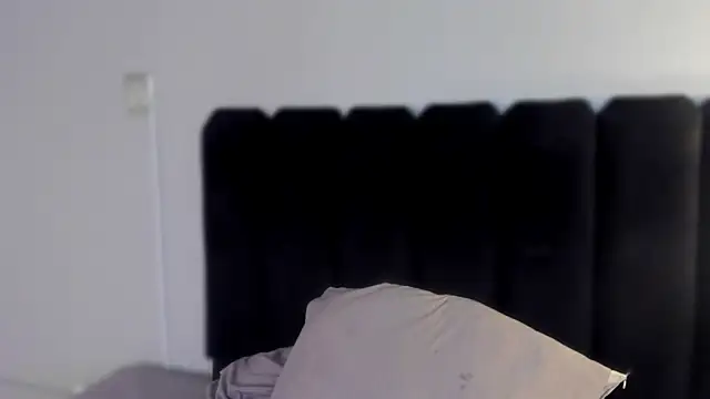 Chat XXX en directo de Amaranoir-