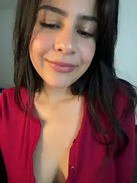 XXX chat uživo modela CuteKira7