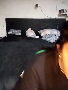 Show de shishiii_11 na webcam