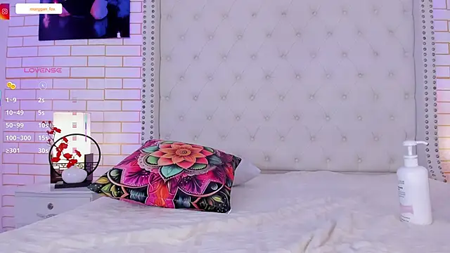 XXX chat uživo modela Morggan_Fox_