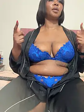 โชว์เว็บแคมของ Bootyliciouse21X