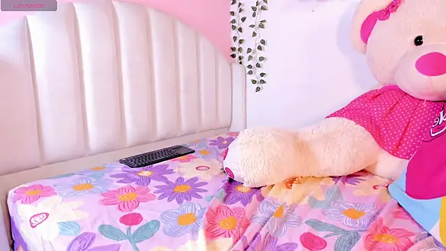 Emily_restrepo Live XXX-Chat