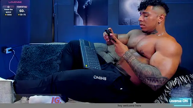 Chat XXX en directo de bradley_smith