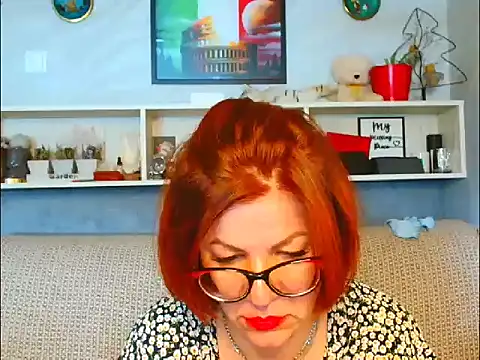 Natali3855 即時 XXX 聊天