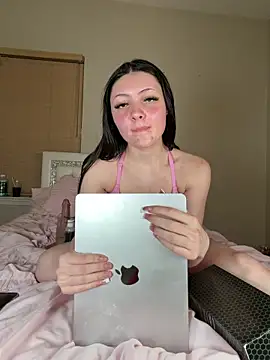 Badgirllmar Webcam-Show