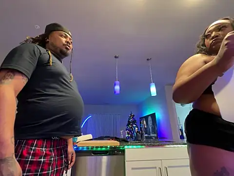 4EVAGLACIERS – Live XXX-chat