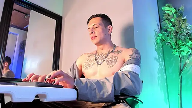 Dustin_SonneのライブXXXチャット