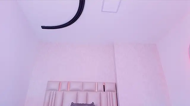 _carolina_fox 即時 XXX 聊天