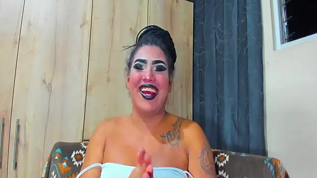 RobertaxGutierrez Show Webcam