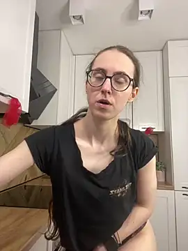 MartiniiSelenna Adlı Modelin Canlı XXX Sohbeti