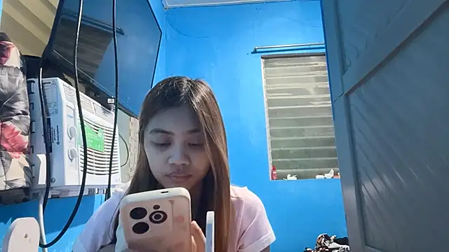 DestinyPharelのライブXXXチャット