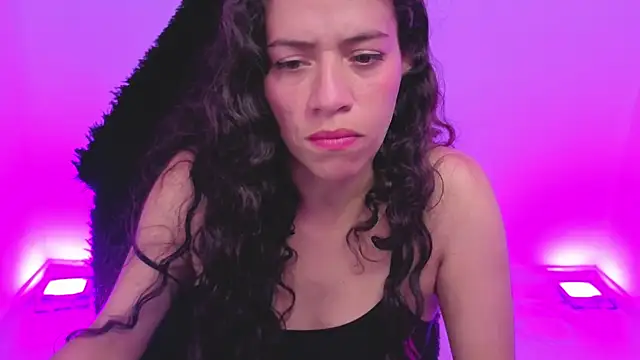 daniela_rivasthl's Live XXX Chat