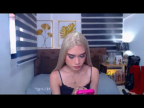 JuicyCockThea Obrolan Langsung XXX