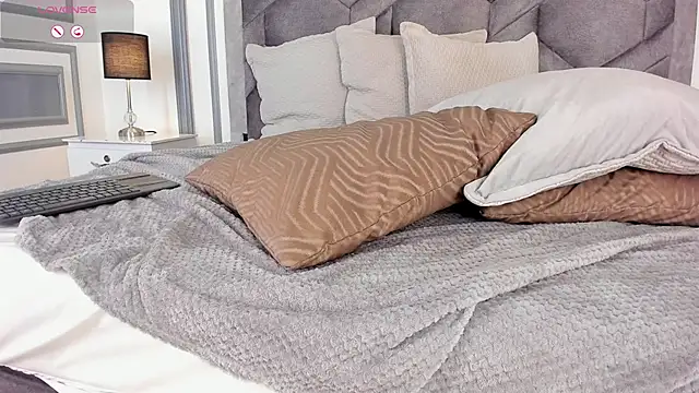 TahliaMoreau: απευθεία ς συνομιλία ΧΧΧ