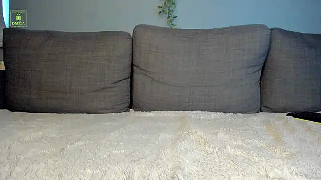 Stephany_Richardz Adlı Modelin Canlı XXX Sohbeti