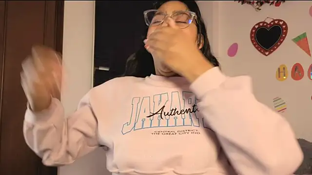 PaulaCutexs 现场XXX聊天