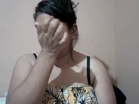 Chatroom XXX en direct de bellachow10