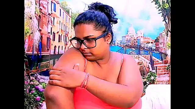 Indianfairy99 Adlı Modelin Canlı XXX Sohbeti