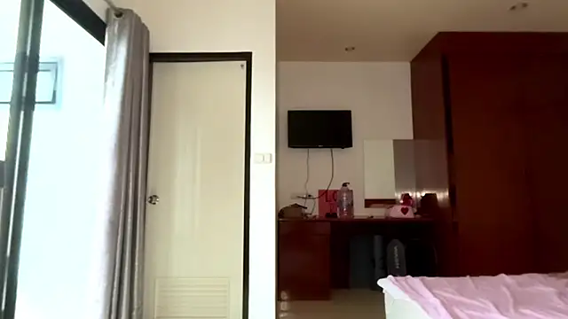 Show de kamila_18_french na webcam