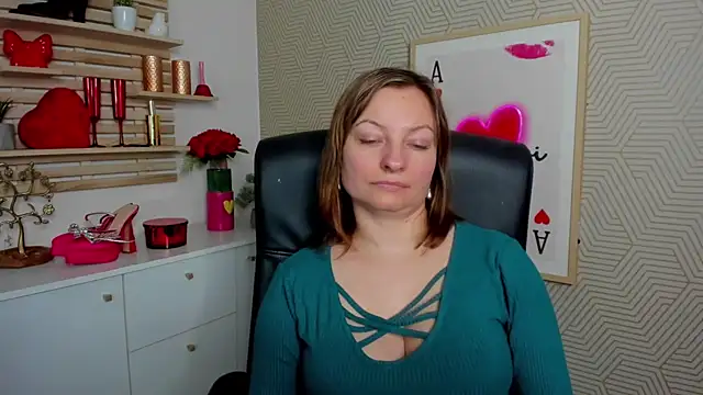 دردشة angelaSamt الجنسية المباشرة