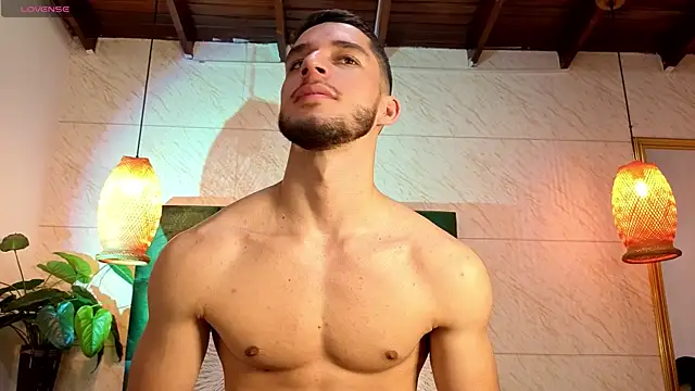 Pokazy przed kamerką – axel_tone