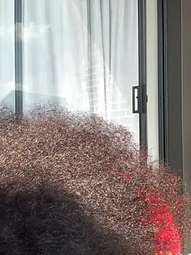 CurvyDesire1's Webcam Show