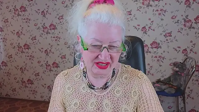 Maya_Mayflower live XXX chat