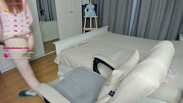 Chat XXX en directo de LavenderMitten