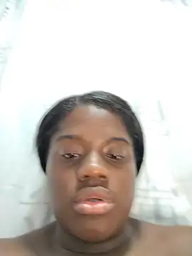 YourLiaa_'s Webcam Show