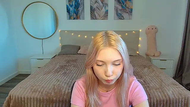 Show modela vielleee na web-kameri