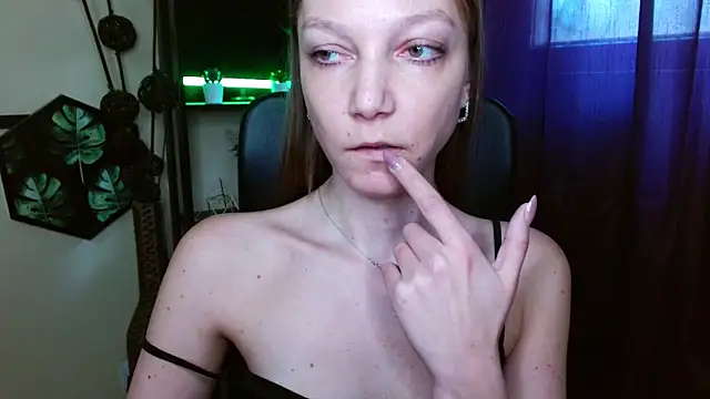 EmillyPlayn Live XXX chat