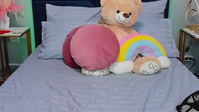 XXX chat uživo modela Curvy_Dynamite_