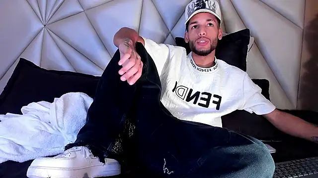 Thiagoferreti Webcam-Show