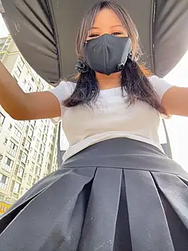 Carlin-yiyi's Webcam Show