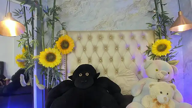 LittleeJaz's Live XXX Chat