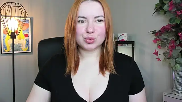 LAYLAxSTARのライブXXXチャット