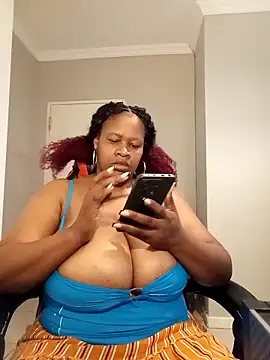 bustylisa1983 live XXX chat