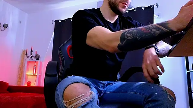 Chat XXX Live MightyAaron66