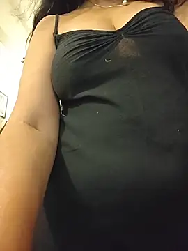 NakedMILFx: онлайн-секс-чат