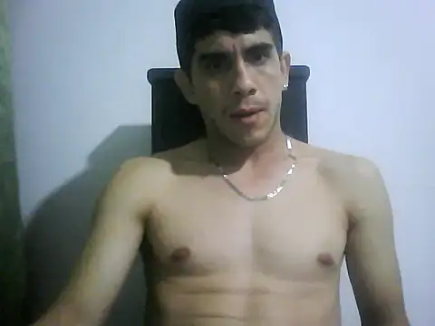 Chat XXX ao vivo de Adrian_fire