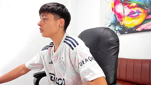 Thebestboyhot Webcam Show