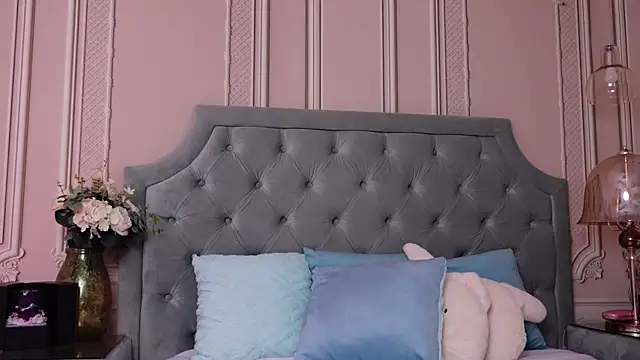 Živý XXX chat LucyAddison